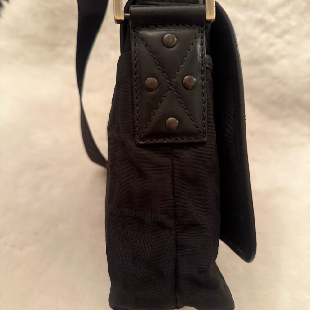 Fendi Black cross body Bag - Picture 5 of 15
